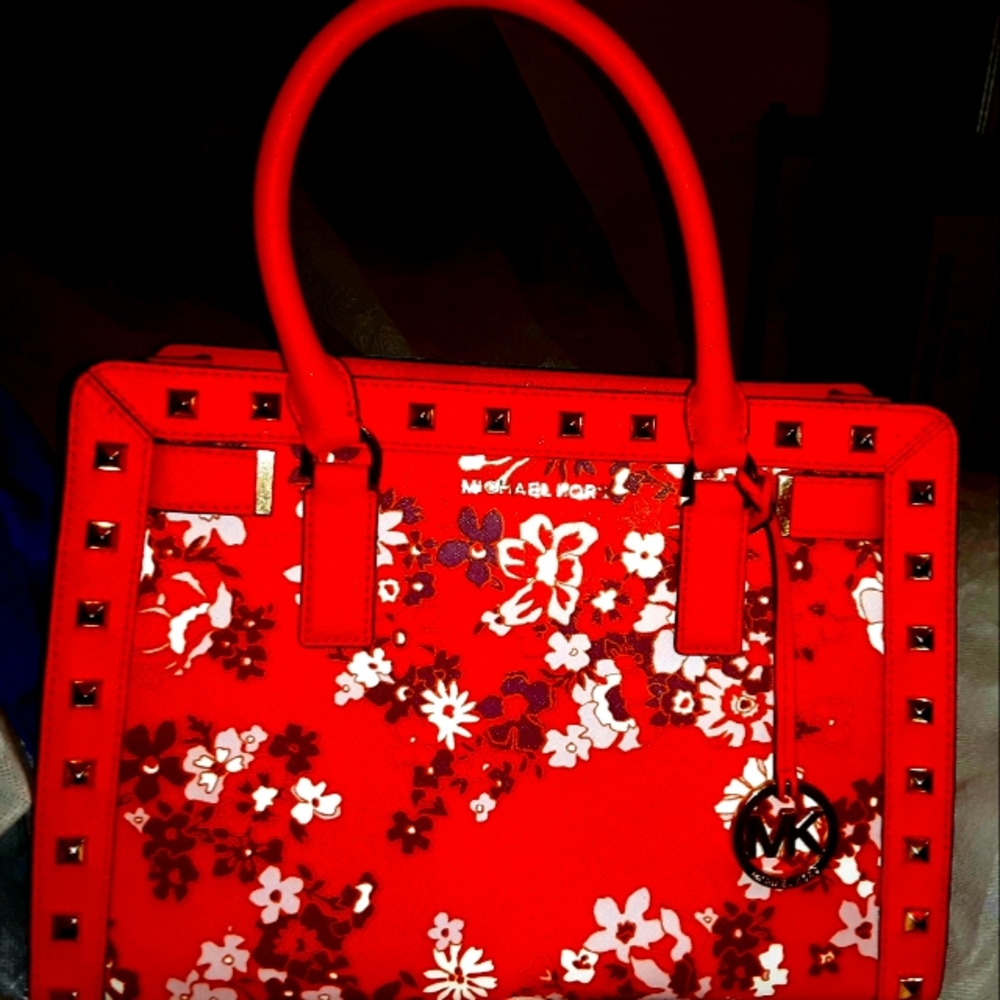 MICHAEL KORS RED STUDDED FLOWER SATCHEL WITH WALLET